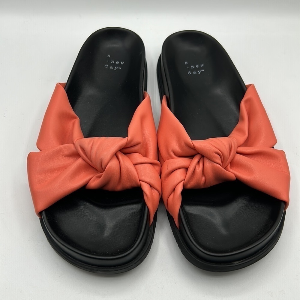 A New Day Orange Twist Black Flat Summer Sandals Size 8.5 - Picture 2 of 9